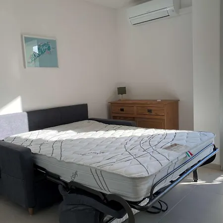 Renove Pres Des Thermes Avec Balcon Et Climatisation - Fr-1-553-252 *